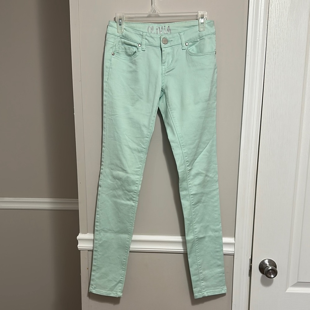 Women's Mint skinny Jeans sz.1 lightweight super stretchy & comfy. Like New!